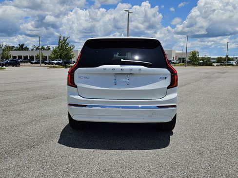 New 2026 Volvo XC90 B5 Plus image 6