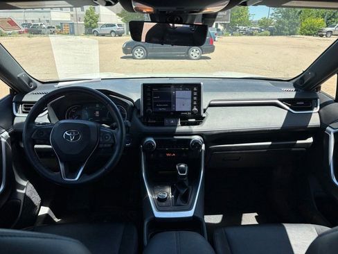 Used 2020 Toyota RAV4 XSE AWD/4WD image 14
