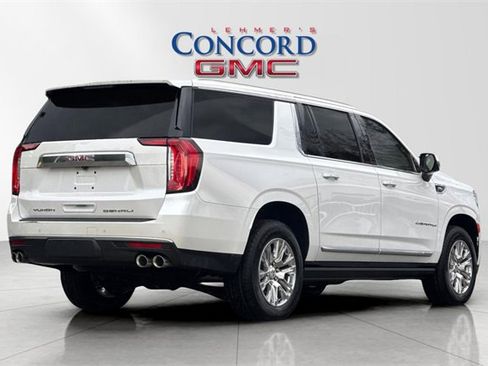 Used 2023 GMC Yukon XL Denali image 4