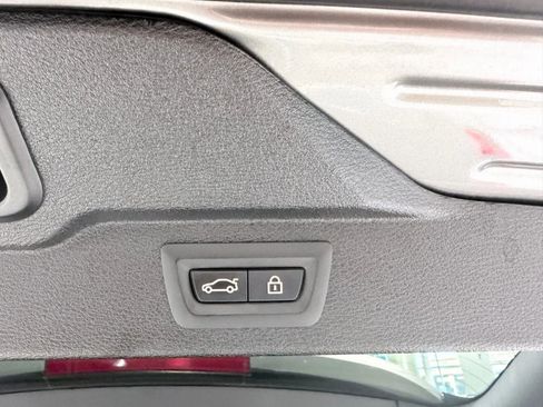 Used 2017 BMW X5 M image 33