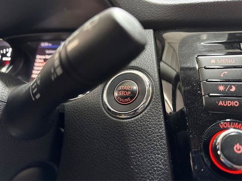 Used 2020 Nissan Rogue Sport SV AWD/4WD image 27