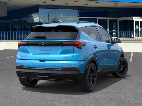New 2027 Chevrolet Bolt RS w/ Technology Package FWD image 4