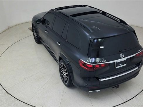 Used 2025 Mercedes-Benz GLS 450 4MATIC image 87