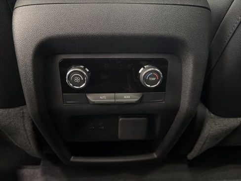 New 2026 Chevrolet Traverse Z71 image 27