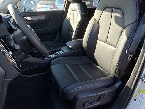 New 2026 Volvo XC40 B5 Plus w/ Protection Package Premier image 6