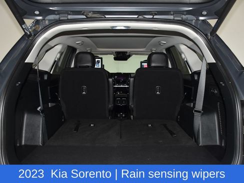 Used 2023 Kia Sorento SX AWD/4WD image 35