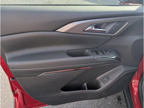 New 2026 Chevrolet Traverse LT w/ Driver Confidence Package image 14