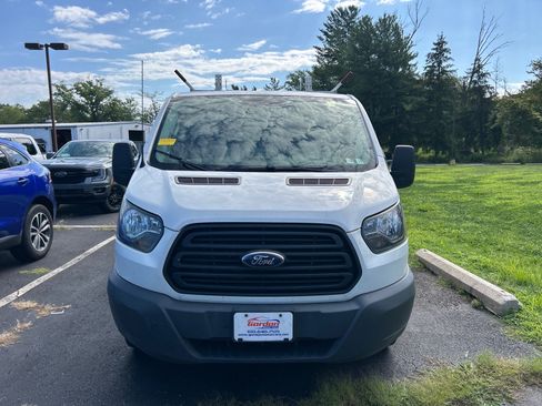 Used 2018 Ford Transit 250 148 Low Roof RWD image 2