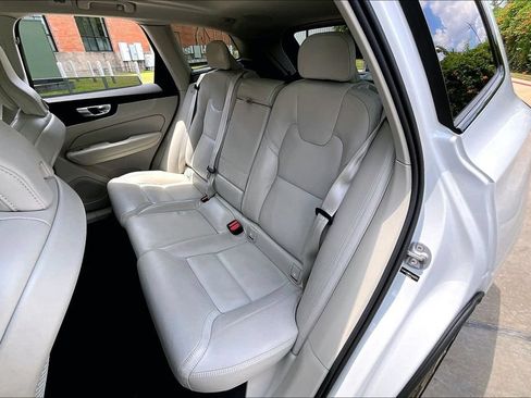 Used 2026 Volvo XC60 B5 Ultra AWD/4WD image 35