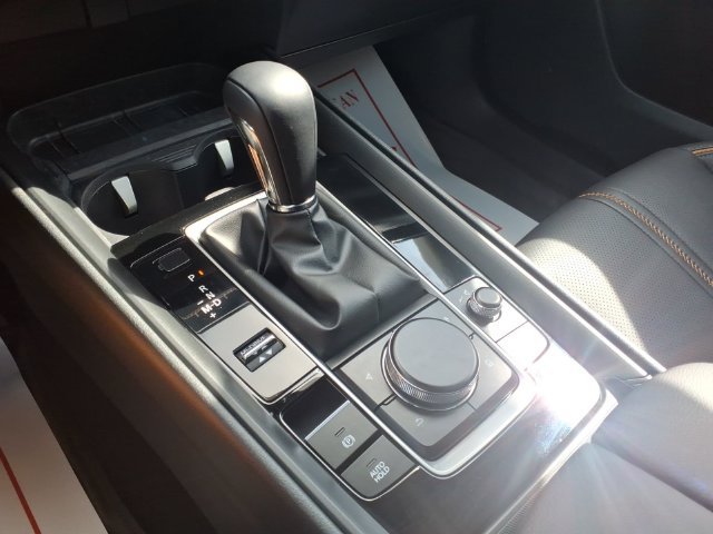 Used 2024 MAZDA CX-50 AWD 2.5 Turbo w/ Premium Pkg image 17
