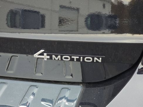 Used 2022 Volkswagen Taos SEL image 26