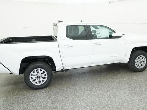 New 2026 Toyota Tacoma SR5 image 10