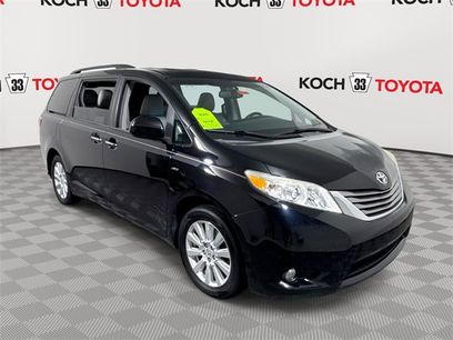 Used 2017 Toyota Sienna XLE
