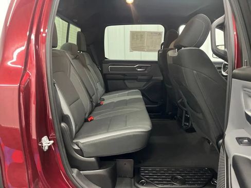 Used 2022 RAM 1500 Big Horn AWD/4WD image 12