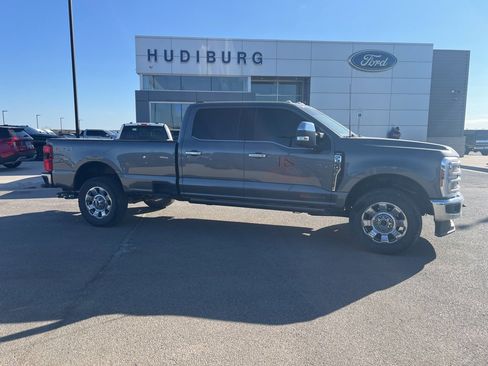 Used 2025 Ford F350 Lariat w/ Lariat Ultimate Package image 2