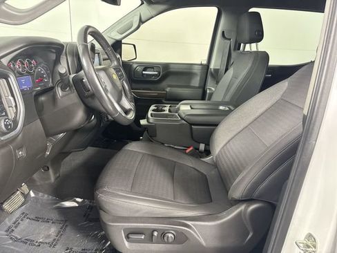 Used 2022 Chevrolet Silverado 1500 LT w/ Safety Package AWD/4WD image 17