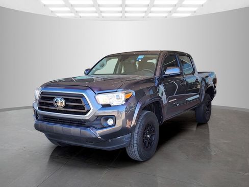 Used 2021 Toyota Tacoma SR5 RWD image 9