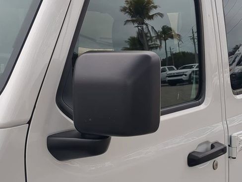 Used 2021 Jeep Wrangler Unlimited Sport image 12