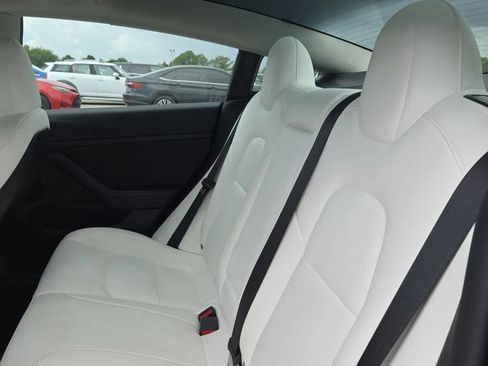 Used 2023 Tesla Model 3 Standard Range RWD image 6