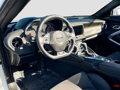 Used 2022 Chevrolet Camaro SS image 9