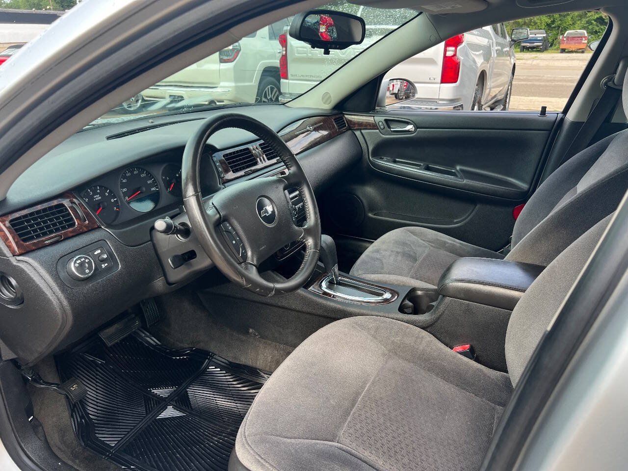 Used 2012 Chevrolet Impala LS FWD image 10