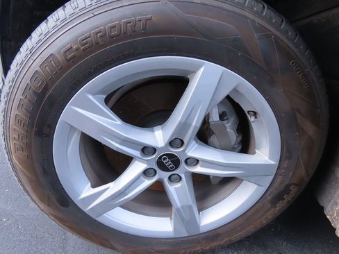 Used 2021 Audi Q5 2.0T Premium image 15