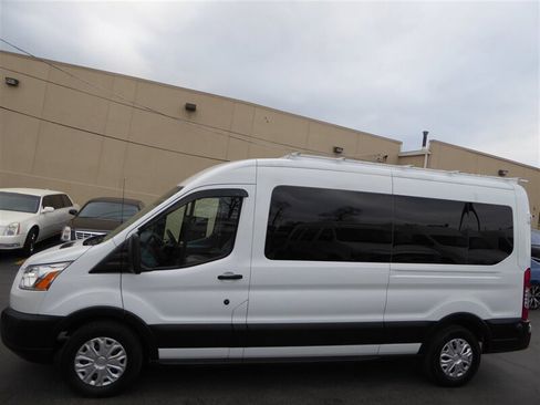 Used 2019 Ford Transit 350 XLT image 4