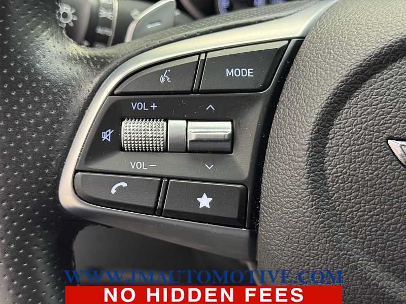 Used 2023 Genesis G70 2.0T AWD/4WD image 39