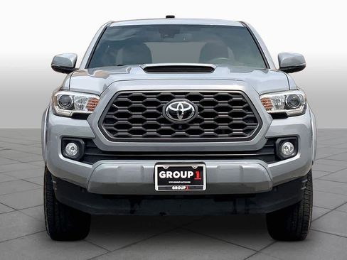 Used 2020 Toyota Tacoma TRD Sport w/ Advanced Technology Package AWD/4WD image 4
