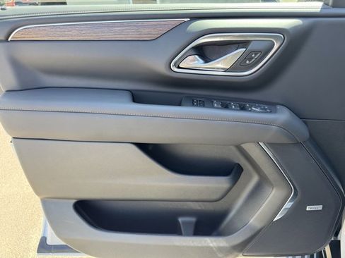 Used 2023 Chevrolet Tahoe High Country w/ Premium Package 2 image 17