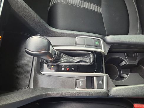 Used 2020 Honda Civic Sport image 21