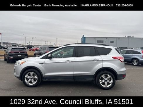 Used 2015 Ford Escape SE w/ Equipment Group 201A image 5