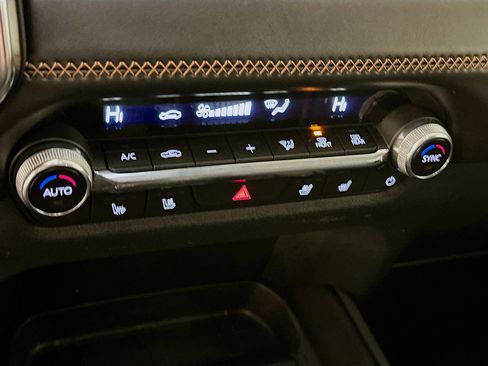 Used 2025 MAZDA CX-50 AWD 2.5 S w/ Premium Plus Pkg image 24