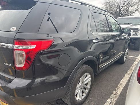 Used 2015 Ford Explorer XLT w/ Equipment Group 202B image 5