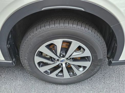 Used 2021 Subaru Outback Premium image 18