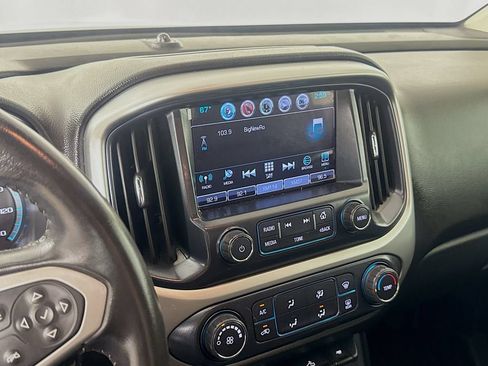 Used 2018 Chevrolet Colorado LT w/ LT Convenience Package AWD/4WD image 17