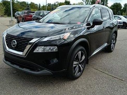 Certified 2021 Nissan Rogue SL w/ Premium Package AWD/4WD image 1