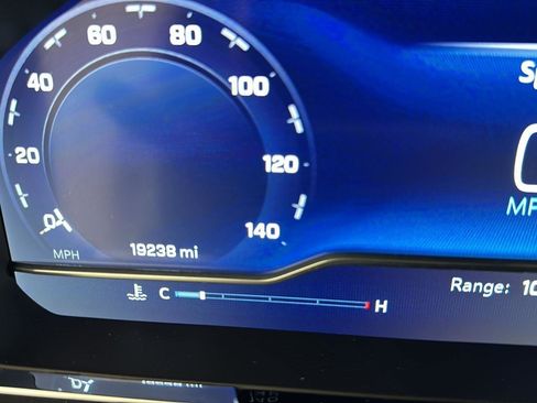 Used 2023 Chevrolet Silverado 1500 LT Trail Boss w/ Convenience Package II image 12