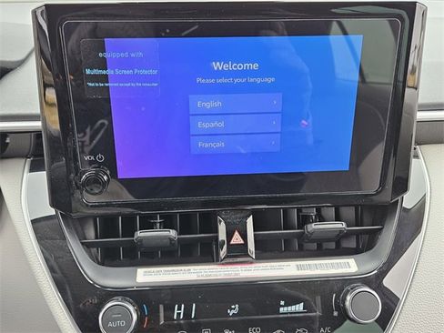 Used 2024 Toyota Corolla LE image 21