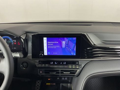 New 2026 Toyota Camry SE FWD image 11