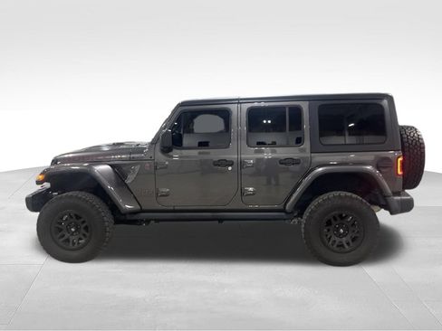 Used 2018 Jeep Wrangler Unlimited Rubicon w/ Steel Bumper Group AWD/4WD image 12
