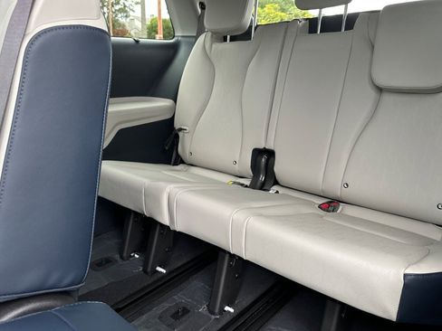 New 2026 Kia Carnival SX image 15