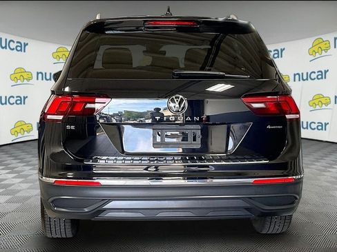 Certified 2023 Volkswagen Tiguan SE w/ Panoramic Sunroof Package AWD/4WD image 5
