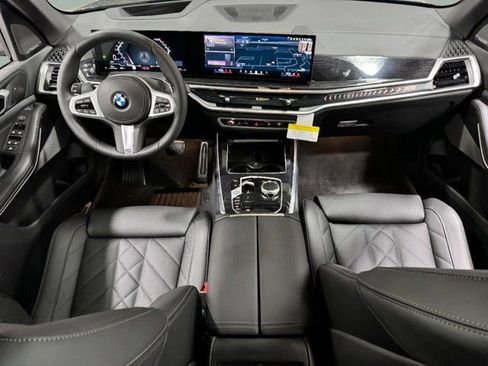 New 2026 BMW X5 xDrive40i w/ M Sport Package image 14