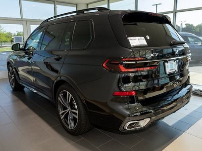 New 2026 BMW X7 xDrive40i w/ M Sport Package