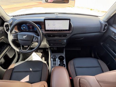 Certified 2025 Ford Bronco Sport Outer Banks w/ Outer Banks Tech Package+ image 20