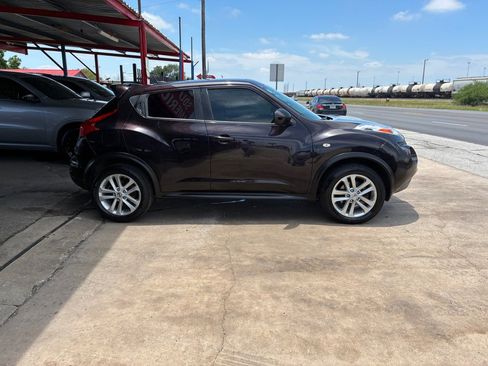 Used 2014 Nissan Juke SL FWD image 5