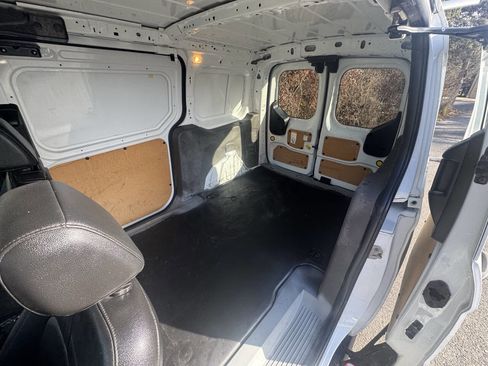Used 2020 Ford Transit Connect XL image 13