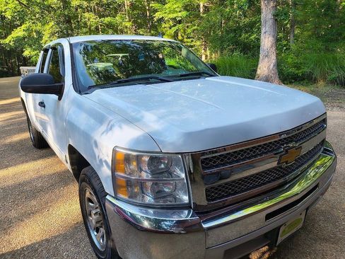 Used 2013 Chevrolet Silverado 1500 LS RWD image 1