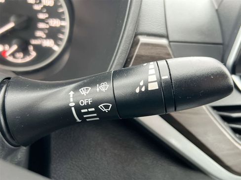 Used 2025 Nissan Altima 2.5 SV image 25